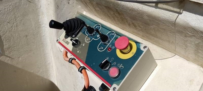 Camión con plataforma elevadora Renault Master Klubb KL32 - 12,5 m, 120 kg: foto 12 Camión con plataforma elevadora Renault Master Klubb KL32 - 12,5 m, 120 kg: foto 12