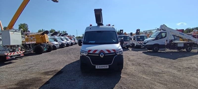 Renault Master Klubb KL32 - 12,5 m, 120 kg - Camión con plataforma elevadora: foto 3 Renault Master Klubb KL32 - 12,5 m, 120 kg - Camión con plataforma elevadora: foto 3