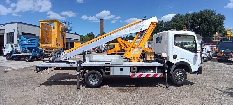 Renault Maxity Multitel 160 ALU DS - 16m - Camión con plataforma elevadora: foto 4 Renault Maxity Multitel 160 ALU DS - 16m - Camión con plataforma elevadora: foto 4