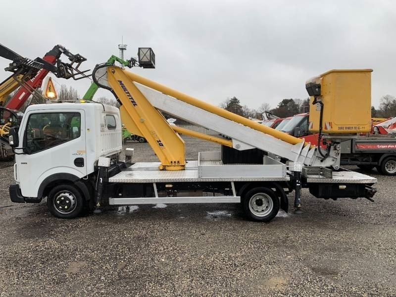 Renault Maxity Multitel MT202DS - 20m - 200 kg - Camión con plataforma elevadora: foto 5 Renault Maxity Multitel MT202DS - 20m - 200 kg - Camión con plataforma elevadora: foto 5