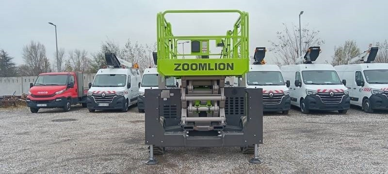Zoomlion ZS1323RT - 15m, 4x4, diesel - Plataforma de tijeras: foto 3 Zoomlion ZS1323RT - 15m, 4x4, diesel - Plataforma de tijeras: foto 3