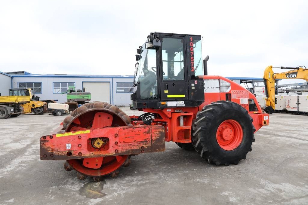 CAT CS 553 E - Vibroapisonador: foto 5 CAT CS 553 E - Vibroapisonador: foto 5