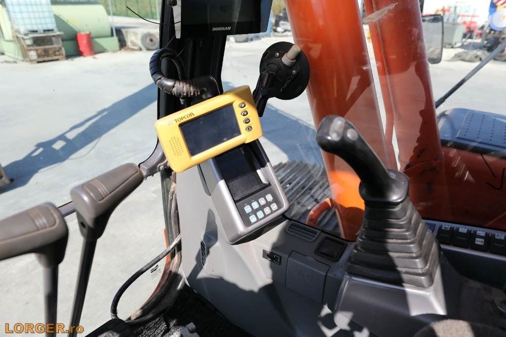 Excavadora Doosan (Etec) DX 300 - Long Reach Boom 14m + 3D GPS TOPCO: foto 16