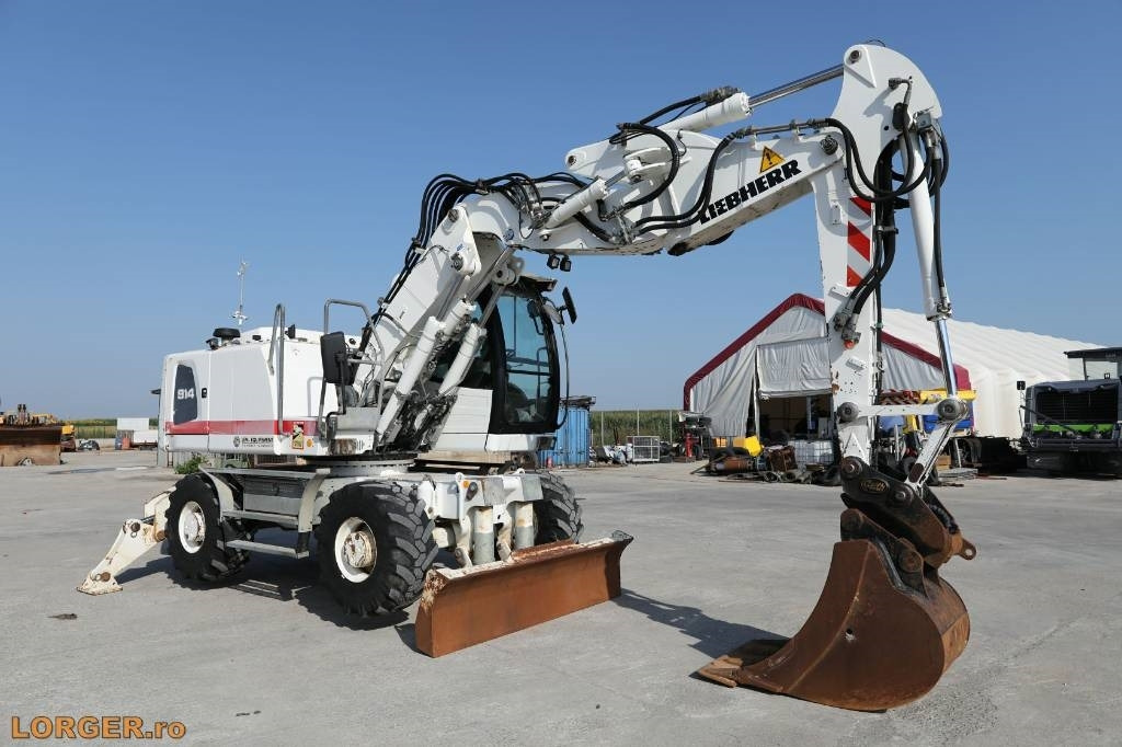 Liebherr A 914 - Excavadora de ruedas: foto 1 Liebherr A 914 - Excavadora de ruedas: foto 1
