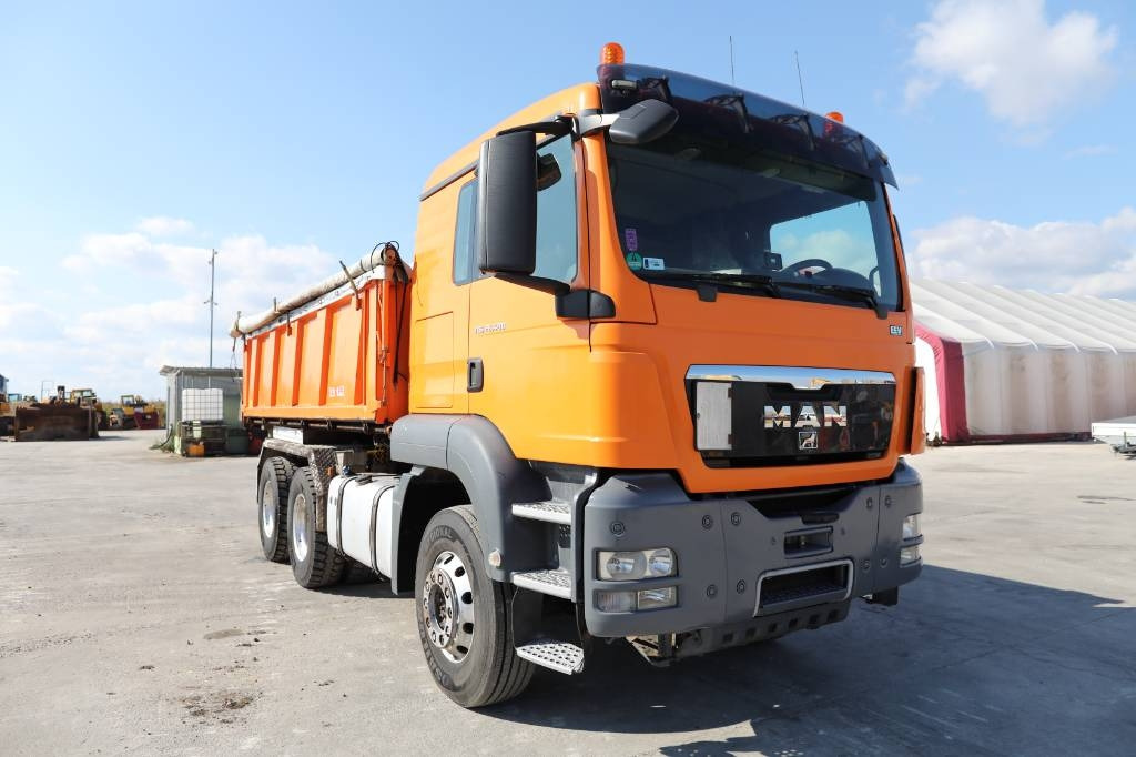MAN TGS 26.480 6x4 BL With KEMPF Germany tipper body – - Volquete camión: foto 1 MAN TGS 26.480 6x4 BL With KEMPF Germany tipper body – - Volquete camión: foto 1