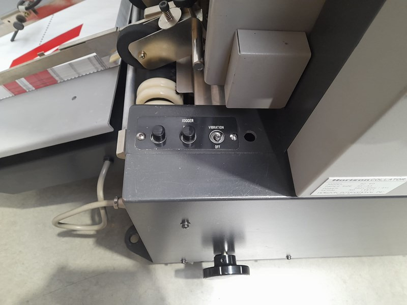 Máquina de impresión Horizon AC-60 | collator | 6 stations: foto 8