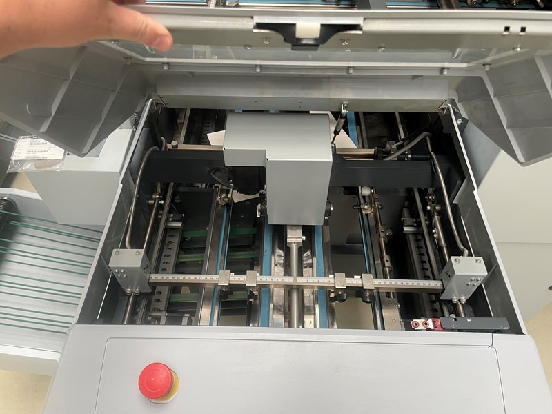 Horizon AFC-746 F | PFU-74 | 2015 | 4 Mio - Plegadora de papel: foto 3 Horizon AFC-746 F | PFU-74 | 2015 | 4 Mio - Plegadora de papel: foto 3