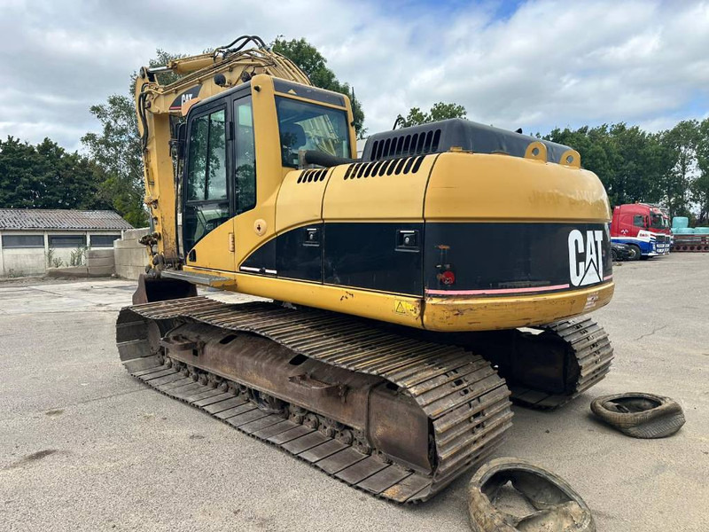 Excavadora de cadenas Cat 318 C L: foto 8