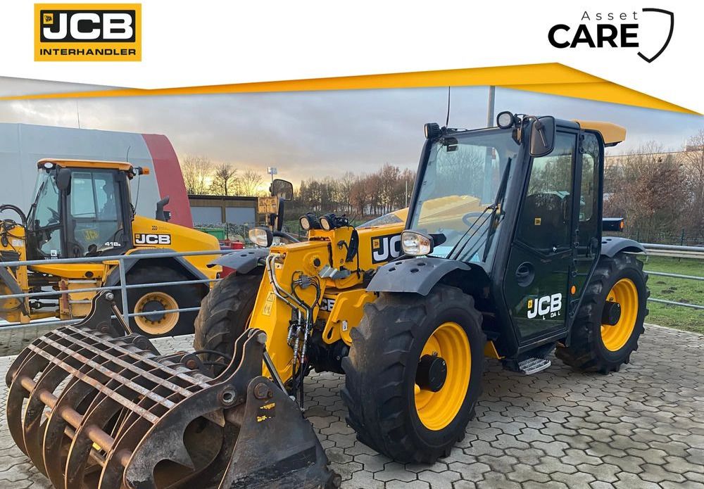 JCB 527-58 Agri Plus - Manipulador telescópico: foto 1 JCB 527-58 Agri Plus - Manipulador telescópico: foto 1