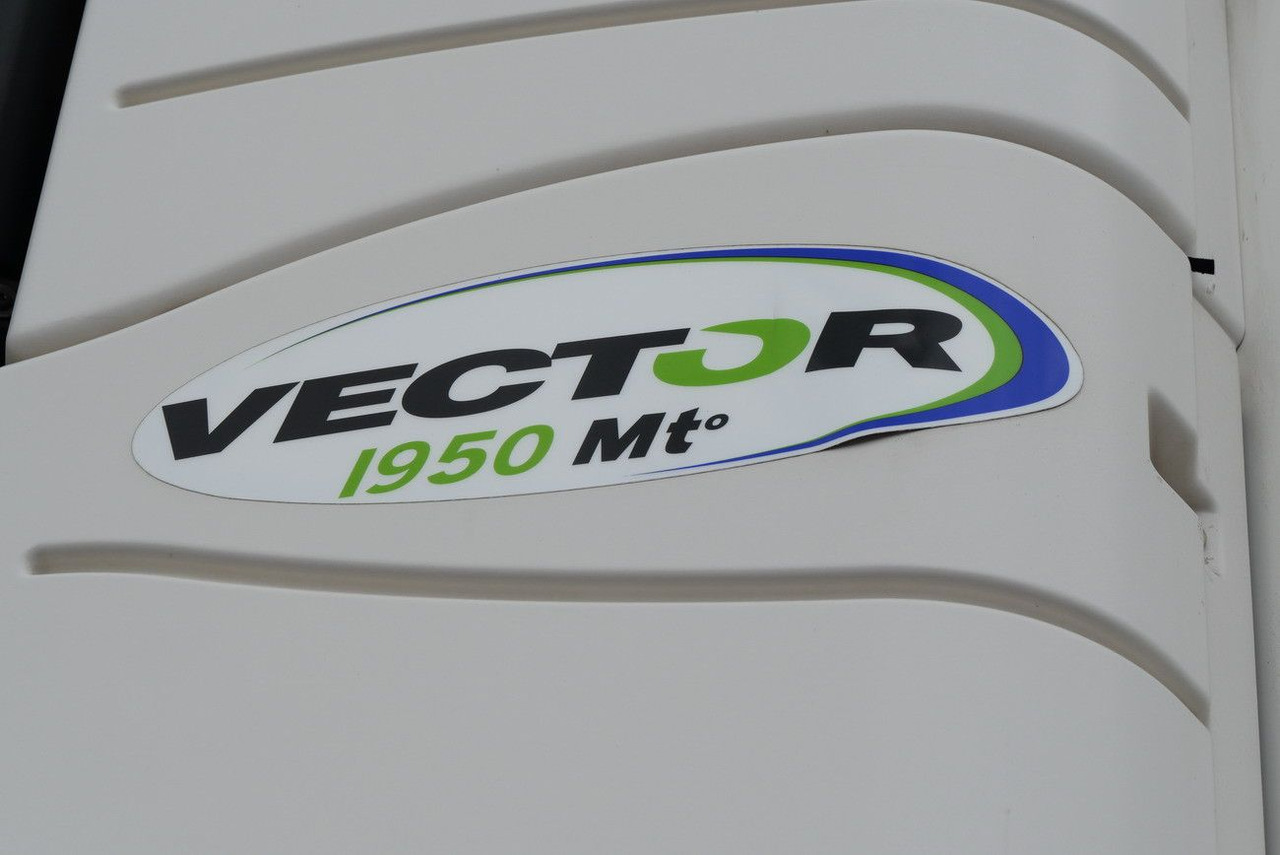 Schmitz Cargobull SKO 18 /BI TEMP / LBW BÄR / FP45 /VECTOR 1950 MT - Frigorífico semirremolque: foto 4 Schmitz Cargobull SKO 18 /BI TEMP / LBW BÄR / FP45 /VECTOR 1950 MT - Frigorífico semirremolque: foto 4