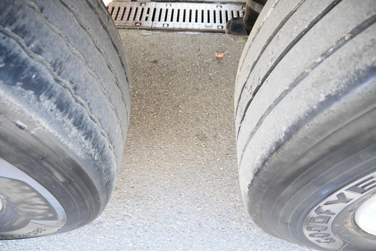 Frigorífico semirremolque Schmitz Cargobull SKO 24/TK SLXi300/DOPPELSTOCK /BLUMEN / BPW: foto 30 Frigorífico semirremolque Schmitz Cargobull SKO 24/TK SLXi300/DOPPELSTOCK /BLUMEN / BPW: foto 30