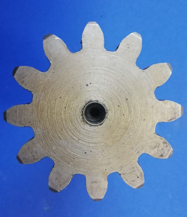 010420A Takeuchi TB014 Schwenkmotorwelle - Reductor de giro para Maquinaria de construcción: foto 2 010420A Takeuchi TB014 Schwenkmotorwelle - Reductor de giro para Maquinaria de construcción: foto 2