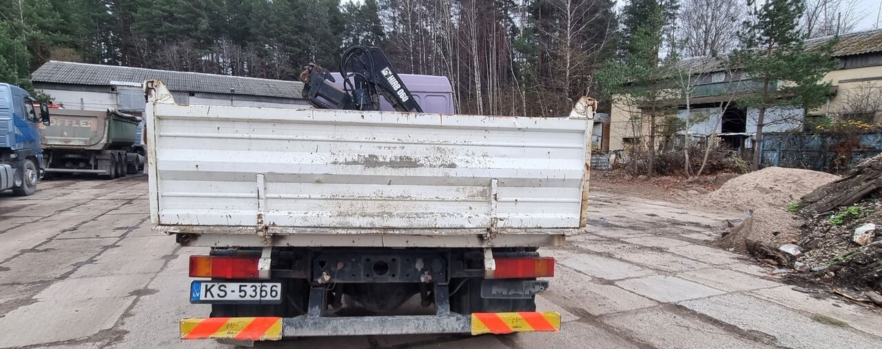 MAN 15.224 - Volquete camión, Camión grúa: foto 3 MAN 15.224 - Volquete camión, Camión grúa: foto 3