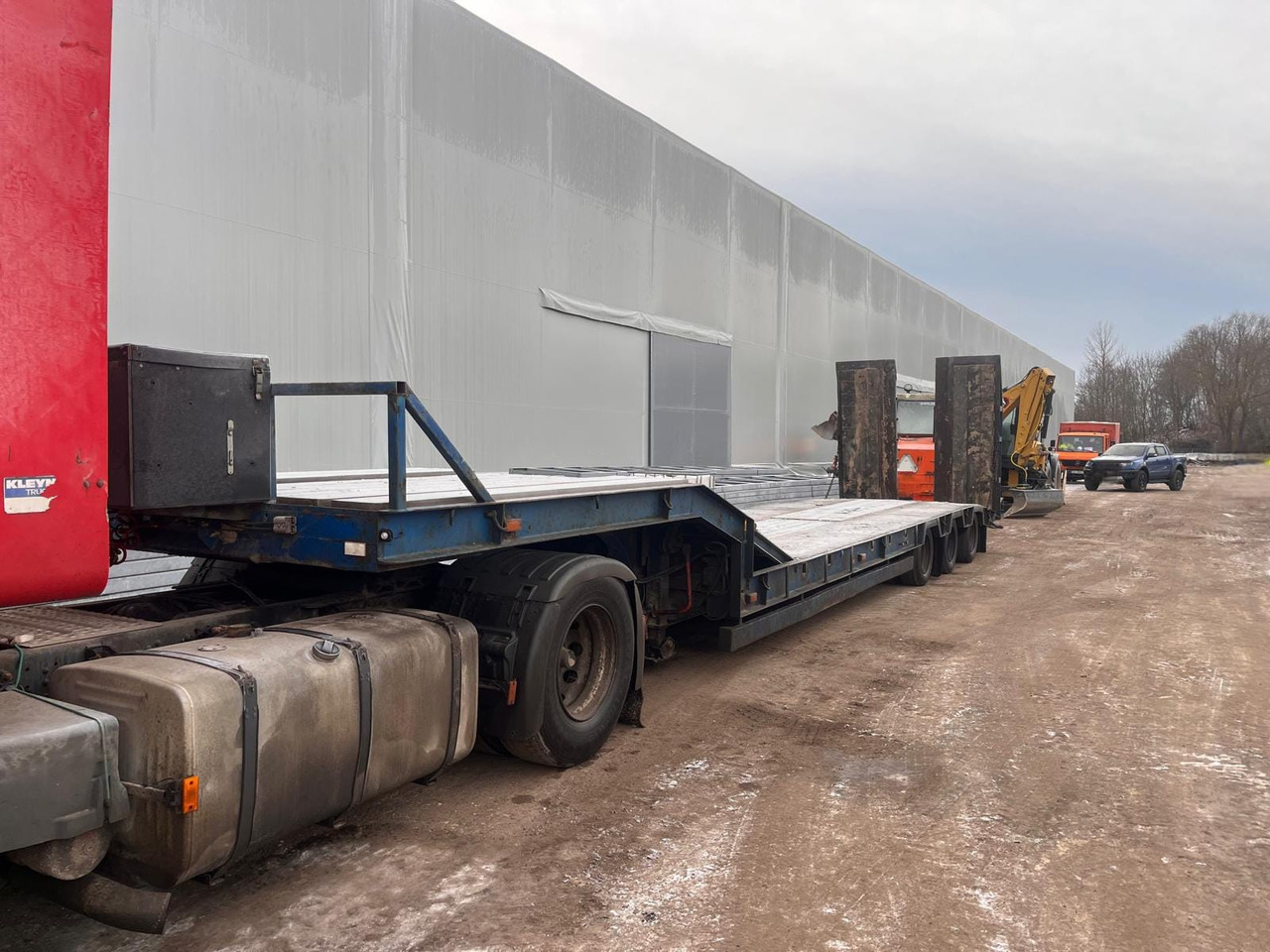 SCANIA R124 - Portavehículos camión: foto 2 SCANIA R124 - Portavehículos camión: foto 2