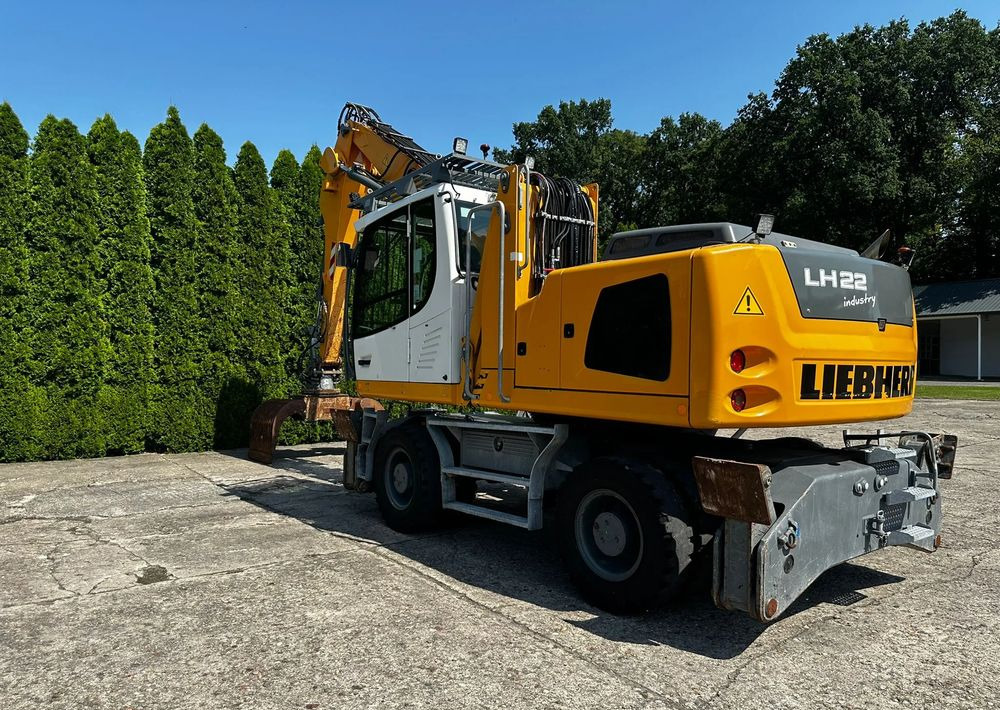 Liebherr LH22 M - Excavadora de ruedas: foto 1 Liebherr LH22 M - Excavadora de ruedas: foto 1