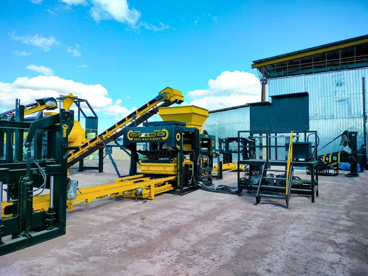 Bess Machine PRS-1200 | Automatic Concrete Block Machine - Máquina bloquera: foto 1 Bess Machine PRS-1200 | Automatic Concrete Block Machine - Máquina bloquera: foto 1