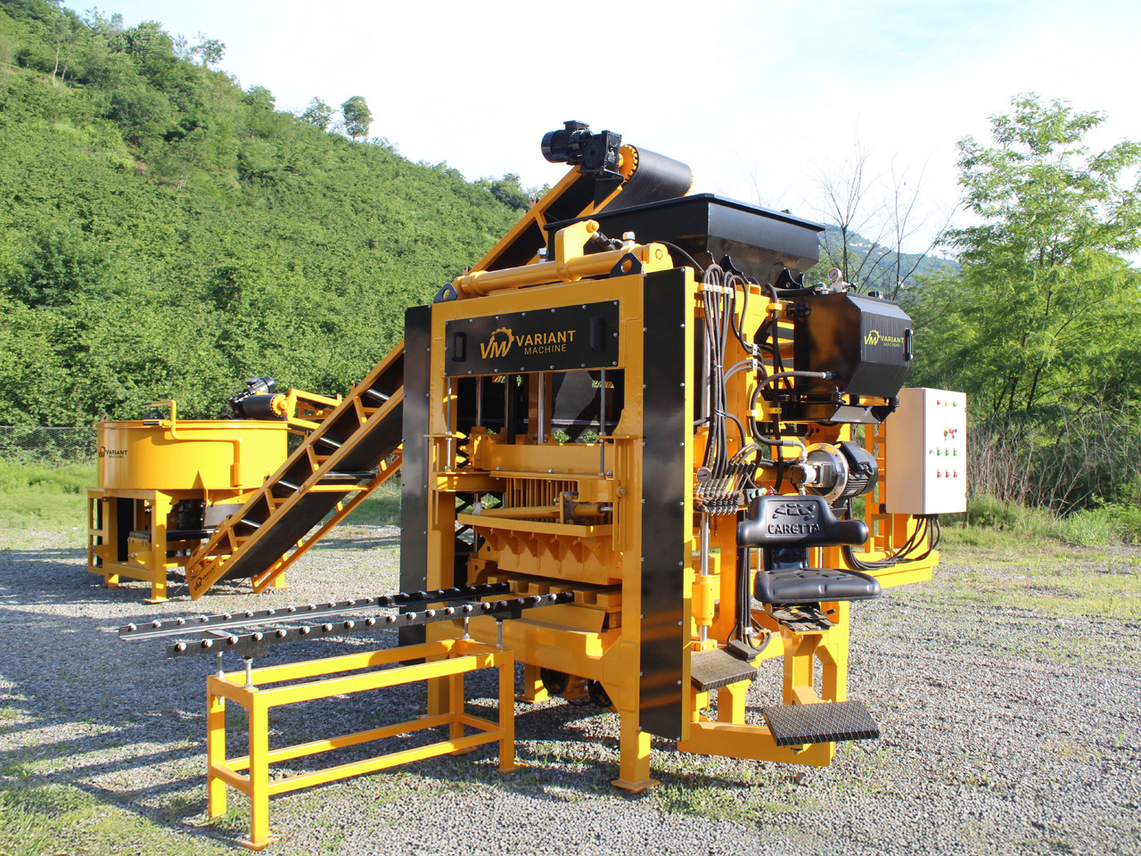 Block Macking Machine | 3.000 Concrete Block - 255 m² Paving Block | 30.000 USD - Máquina bloquera: foto 1 Block Macking Machine | 3.000 Concrete Block - 255 m² Paving Block | 30.000 USD - Máquina bloquera: foto 1