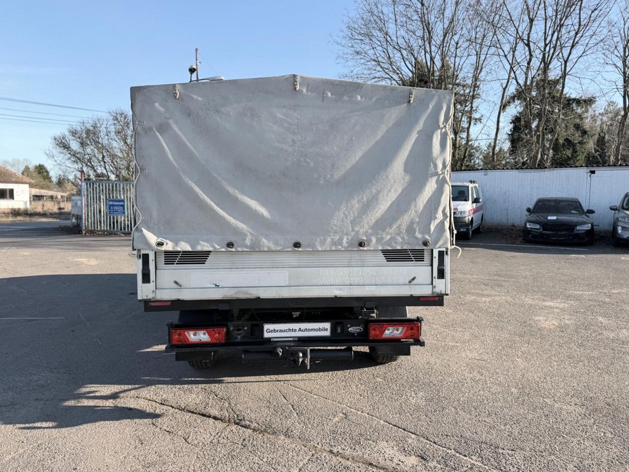 Ford Transit - Furgoneta con caja de lona, Furgoneta combi: foto 4 Ford Transit - Furgoneta con caja de lona, Furgoneta combi: foto 4
