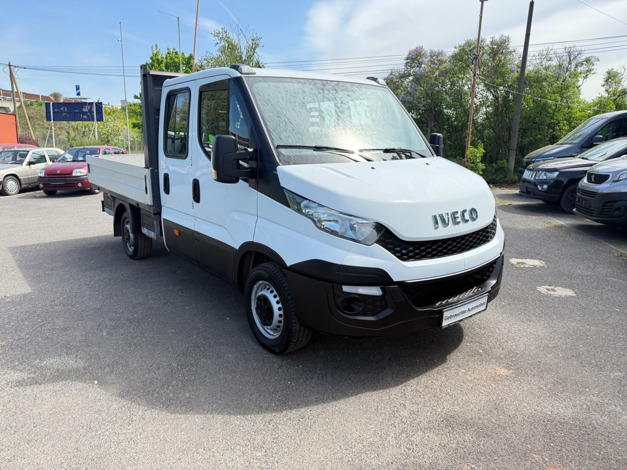 Iveco Daily Doppelkabine 35 S 130 7 Sitzer - Caja abierta furgoneta: foto 2 Iveco Daily Doppelkabine 35 S 130 7 Sitzer - Caja abierta furgoneta: foto 2