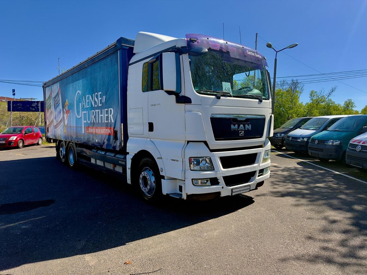 MAN TGX 26.440 Neu Motor - Camión lona: foto 2 MAN TGX 26.440 Neu Motor - Camión lona: foto 2