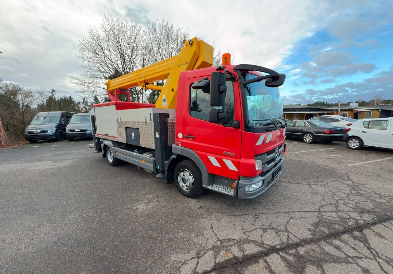 Mercedes-Benz Atego 816 2 4-Zyl. 4x2 Hebebühne - Camión con plataforma elevadora: foto 2 Mercedes-Benz Atego 816 2 4-Zyl. 4x2 Hebebühne - Camión con plataforma elevadora: foto 2