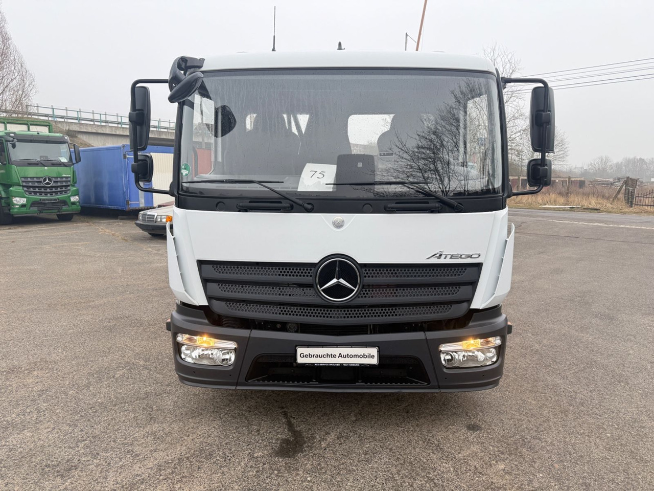Mercedes-Benz Atego 816 Kipper 73 tkm - Volquete camión: foto 1 Mercedes-Benz Atego 816 Kipper 73 tkm - Volquete camión: foto 1