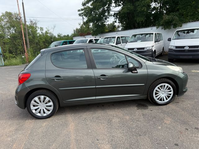 Peugeot 207 Sport Automatik - Sedan: foto 3 Peugeot 207 Sport Automatik - Sedan: foto 3