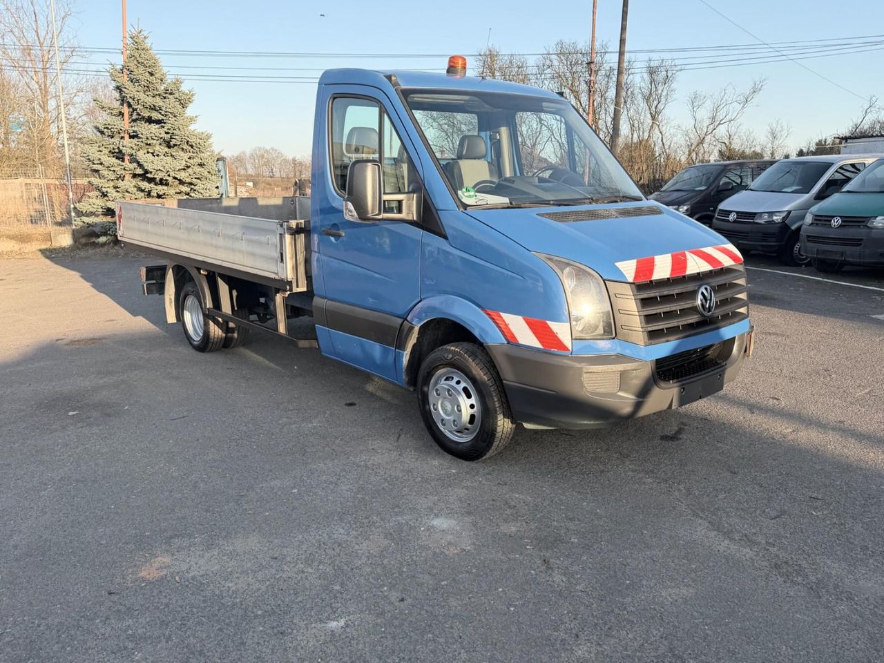 Volkswagen Crafter Pritsche 50 mittel L2 - Caja abierta furgoneta: foto 1 Volkswagen Crafter Pritsche 50 mittel L2 - Caja abierta furgoneta: foto 1
