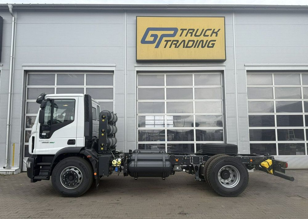 Iveco EuroCargo CNG - Chasis camión: foto 2 Iveco EuroCargo CNG - Chasis camión: foto 2