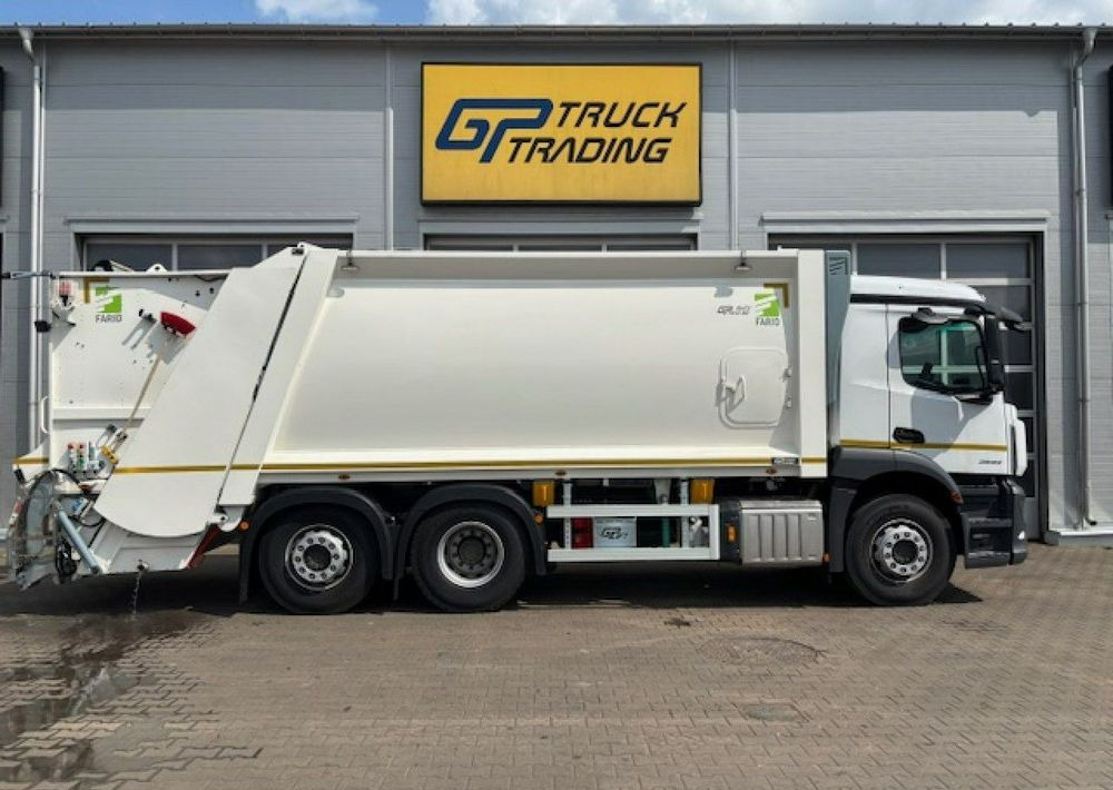 Mercedes-Benz Actros - Camión de basura: foto 4 Mercedes-Benz Actros - Camión de basura: foto 4