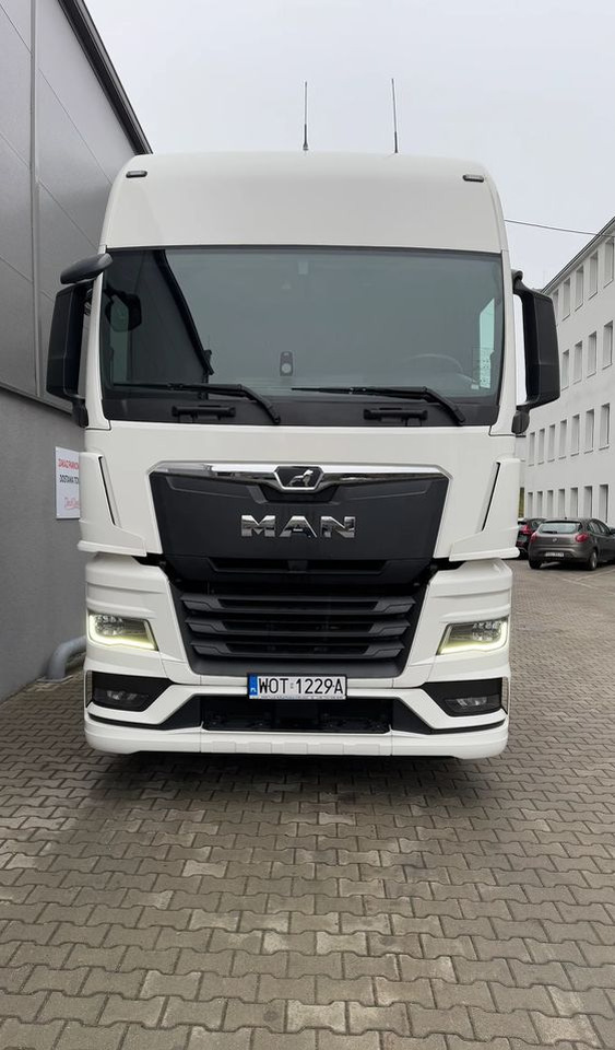 MAN TGX - Cabeza tractora: foto 2 MAN TGX - Cabeza tractora: foto 2