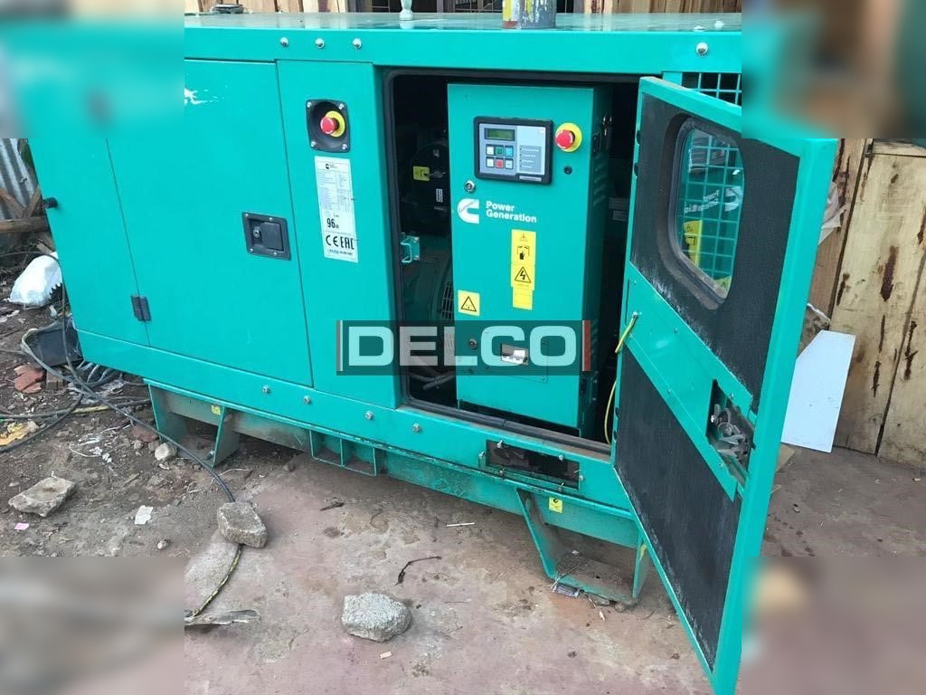 CUMMINS 250 KVA - Generador industriale: foto 2 CUMMINS 250 KVA - Generador industriale: foto 2