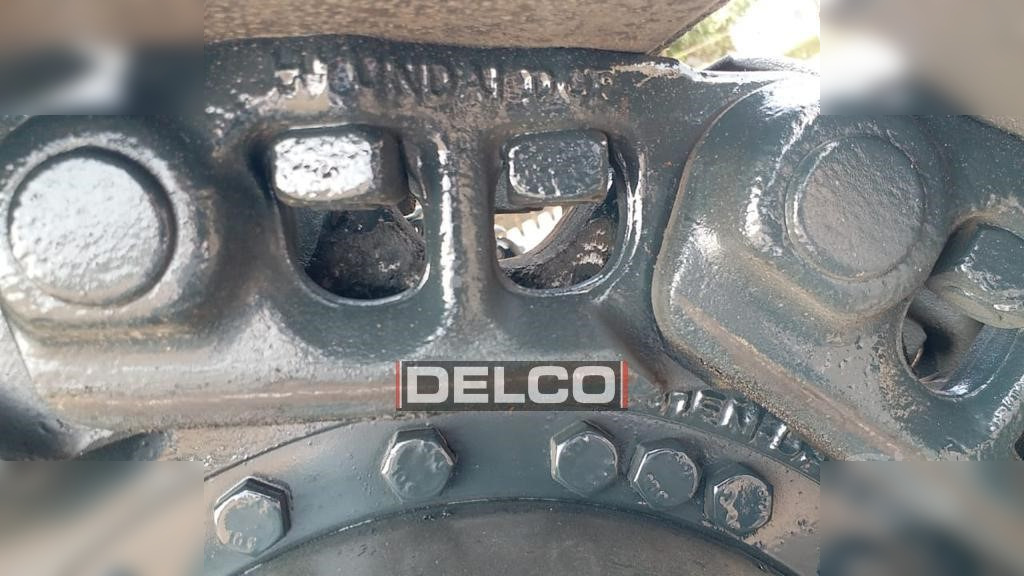 Excavadora de cadenas nuevo HYUNDAI ROBEX 210: foto 18