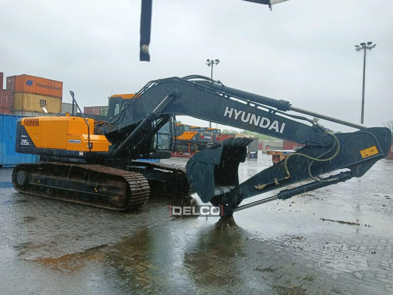 HYUNDAI ROBEX 215 SMART PLUS - Excavadora de cadenas: foto 1 HYUNDAI ROBEX 215 SMART PLUS - Excavadora de cadenas: foto 1