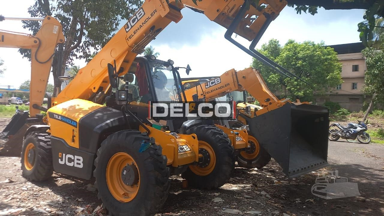 Manipulador telescópico nuevo JCB 530-70: foto 9