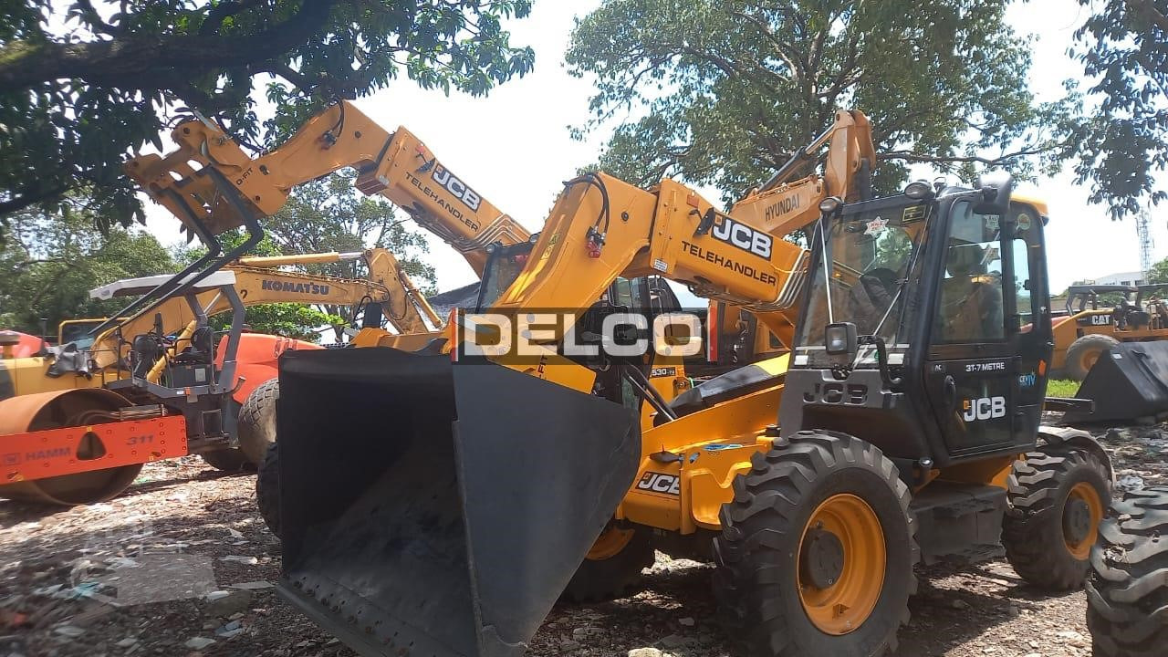 Manipulador telescópico nuevo JCB 530-70: foto 19