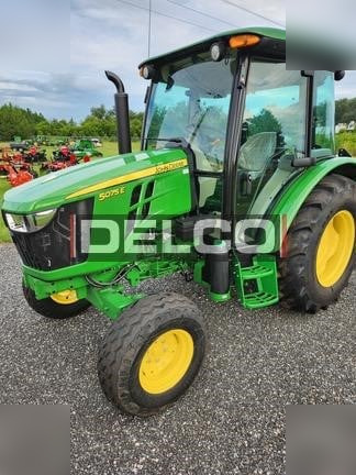 JOHN DEERE 5075E - Tractor: foto 2 JOHN DEERE 5075E - Tractor: foto 2