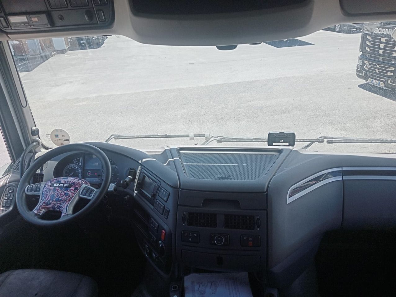 Cabeza tractora DAF XF 530CV: foto 6