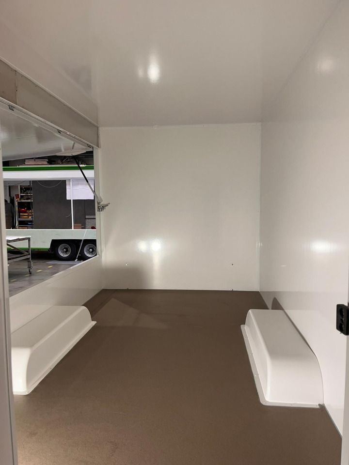 Esselmann Sandwich Anhänger Karello 4.2 - Remolque venta ambulante: foto 4 Esselmann Sandwich Anhänger Karello 4.2 - Remolque venta ambulante: foto 4