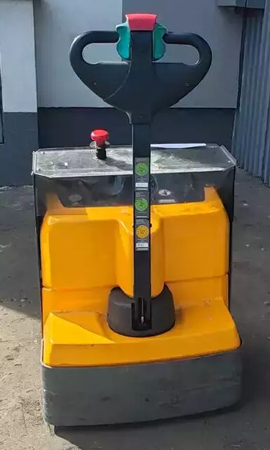 Jungheinrich EJE m13 Li Ion (x4pc. package) - Transpaleta: foto 3 Jungheinrich EJE m13 Li Ion (x4pc. package) - Transpaleta: foto 3