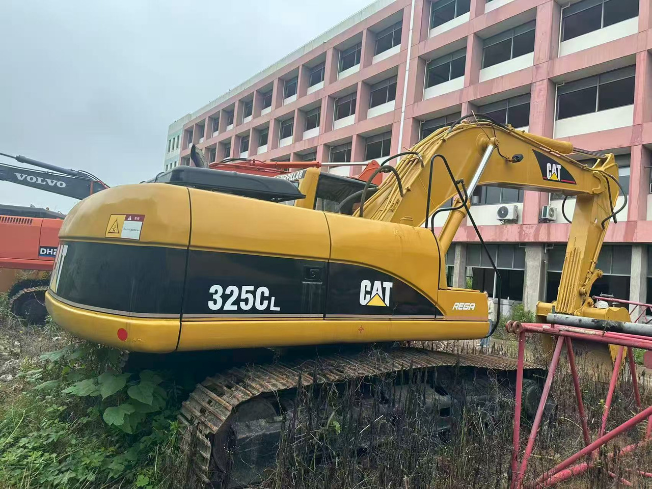 CAT 325CL - Excavadora de cadenas: foto 1 CAT 325CL - Excavadora de cadenas: foto 1