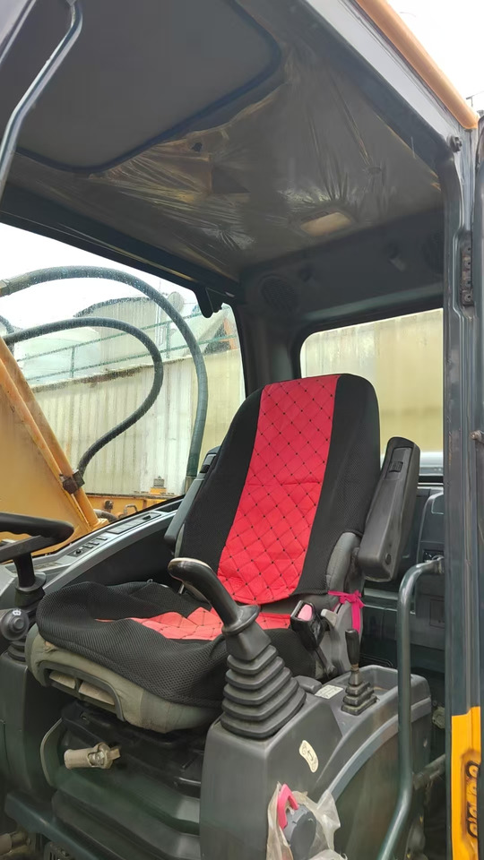 Hyundai 210 - Excavadora de ruedas: foto 5 Hyundai 210 - Excavadora de ruedas: foto 5