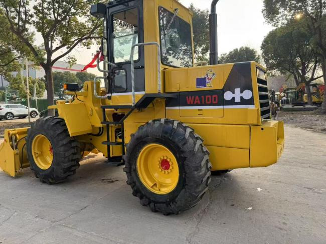 Komatsu WA100 - Cargadora de ruedas: foto 4 Komatsu WA100 - Cargadora de ruedas: foto 4