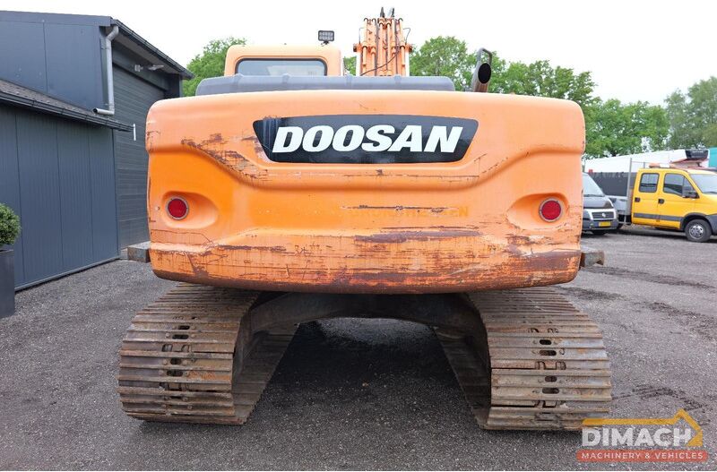 Doosan DX 180 LC Doosan 6 cil - mono giek - airco - graafbak - cw30 hydro snelwissel - hamerleiding - 11300 uur - Excavadora: foto 4 Doosan DX 180 LC Doosan 6 cil - mono giek - airco - graafbak - cw30 hydro snelwissel - hamerleiding - 11300 uur - Excavadora: foto 4