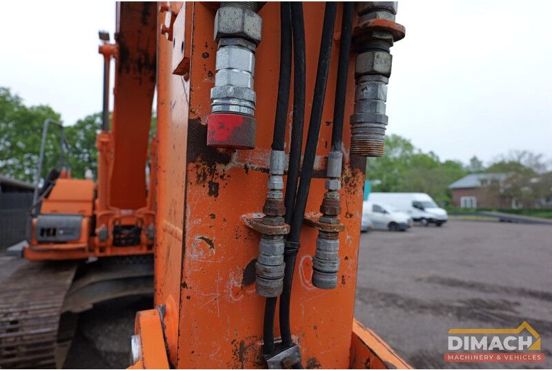 Doosan DX 180 LC Doosan 6 cil - mono giek - airco - graafbak - cw30 hydro snelwissel - hamerleiding - 11300 uur - Excavadora: foto 5 Doosan DX 180 LC Doosan 6 cil - mono giek - airco - graafbak - cw30 hydro snelwissel - hamerleiding - 11300 uur - Excavadora: foto 5