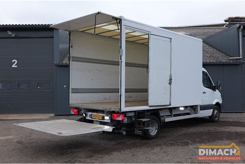 Mercedes-Benz Sprinter Bakwagen - Sprinter 516 - B rijbewijs - 3500 kg - Euro 5 - camera - laadlift - TOP!! - Furgón: foto 2 Mercedes-Benz Sprinter Bakwagen - Sprinter 516 - B rijbewijs - 3500 kg - Euro 5 - camera - laadlift - TOP!! - Furgón: foto 2