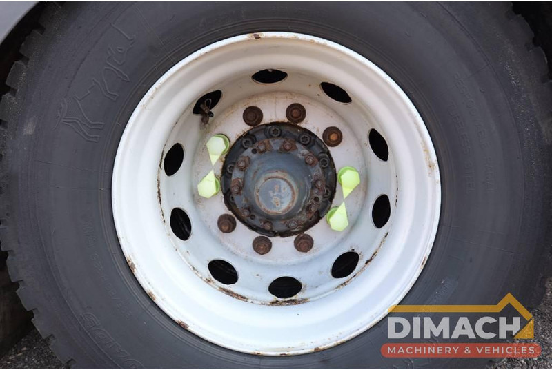 Chasis camión Scania P230 P 230 Euro 5 6x2*4 TOP!! Retarder right hand steer: foto 12