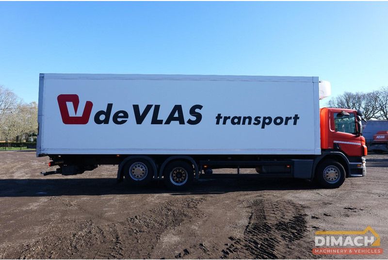 Scania P280 6x2*4 - Euro 5 - laadklep - 3 compartimenten Carrier - airco - camera - NL truck - vollucht - 3 pedalen - Frigorífico camión: foto 4 Scania P280 6x2*4 - Euro 5 - laadklep - 3 compartimenten Carrier - airco - camera - NL truck - vollucht - 3 pedalen - Frigorífico camión: foto 4