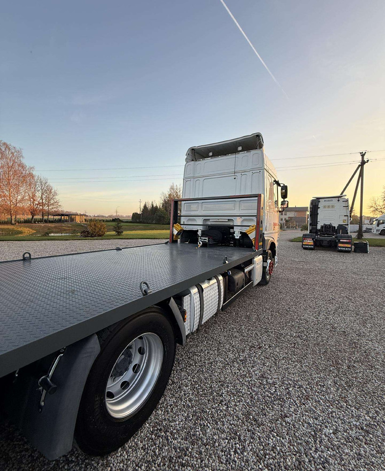 DAF XF 460 - Portavehículos camión: foto 3 DAF XF 460 - Portavehículos camión: foto 3