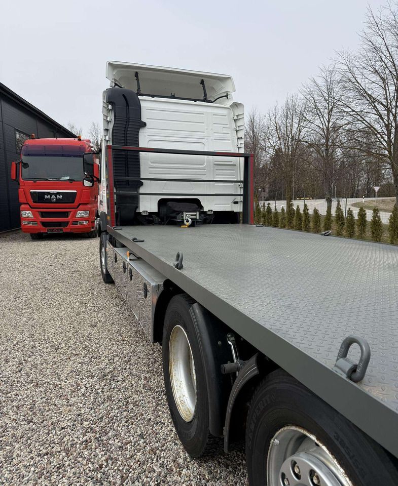 Volvo FM 460 - Portavehículos camión: foto 4 Volvo FM 460 - Portavehículos camión: foto 4